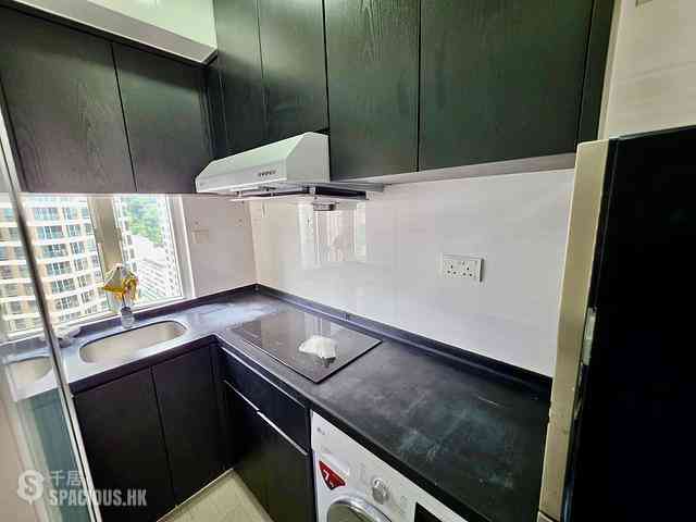 Kennedy Town - Cheong Kat Mansion 03