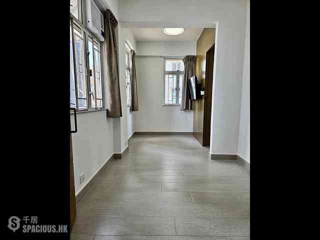 Kennedy Town - Cheong Kat Mansion 06