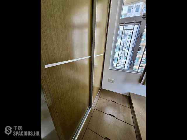 Kennedy Town - Cheong Kat Mansion 07