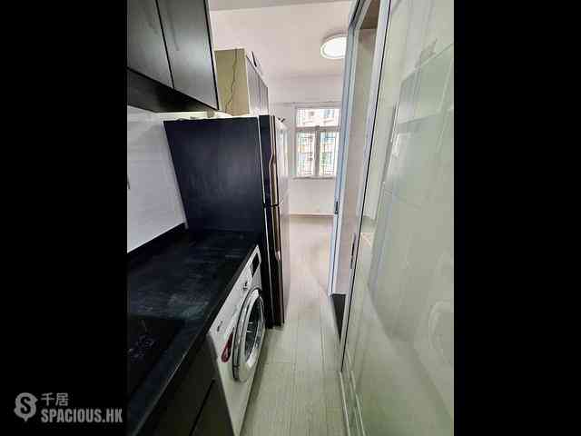 Kennedy Town - Cheong Kat Mansion 04