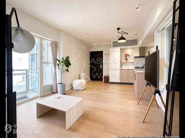 Soho - Centrestage 07