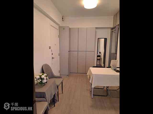 Central - 77-81, Hollywood Road 03