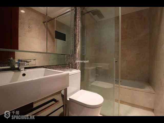 Wan Chai - The Avenue Phase 2 09