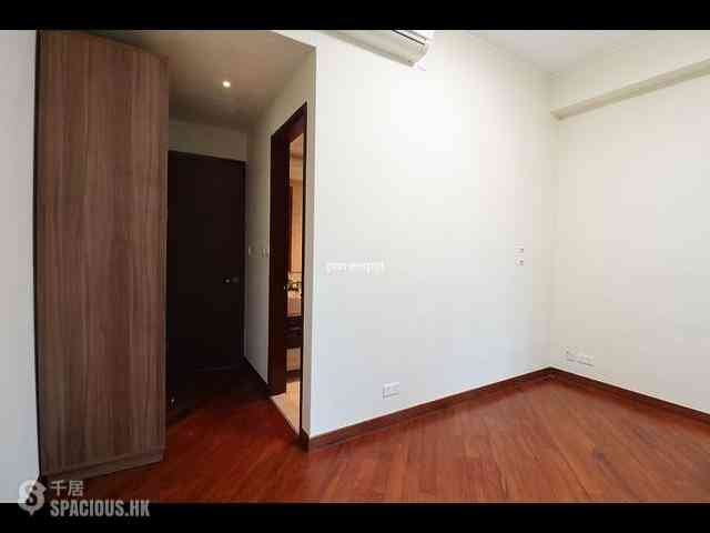 Wan Chai - The Avenue Phase 2 10