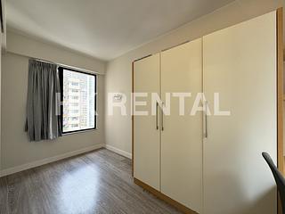 Mid Levels Central - Good View Court 05