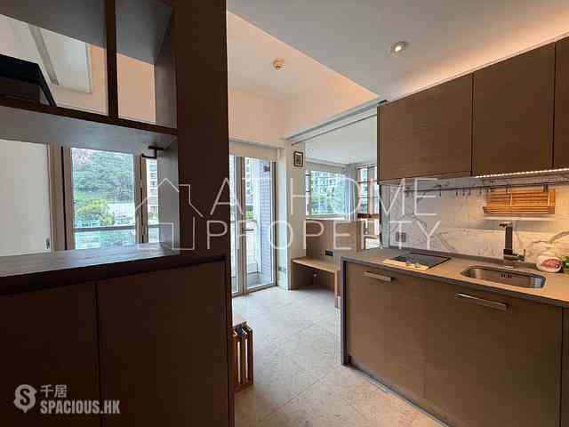 Shek Tong Tsui - Eight South Lane 04