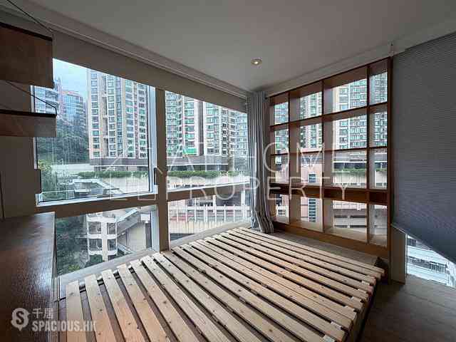 Shek Tong Tsui - Eight South Lane 06