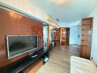Kennedy Town - The Merton 02