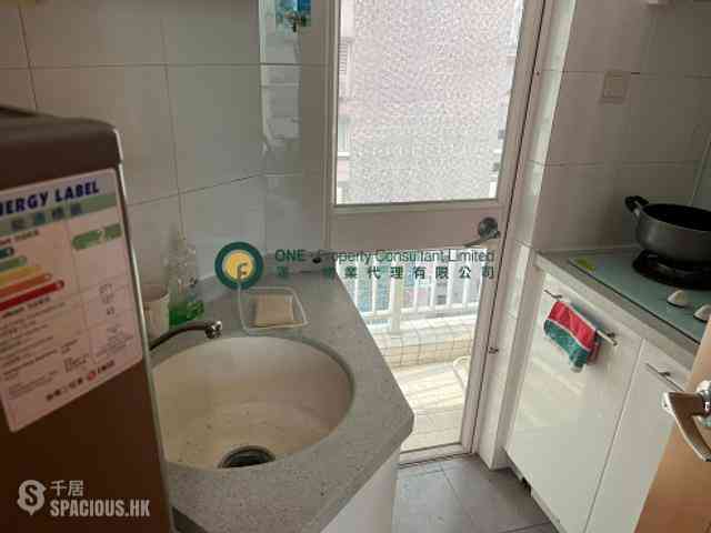 Sai Ying Pun - Reading Place 03