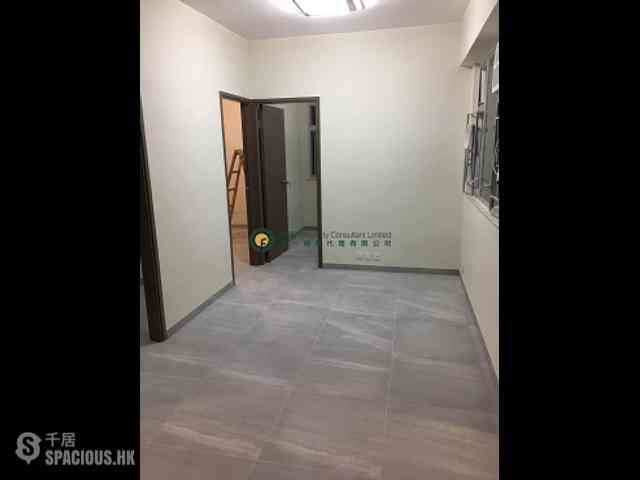 Sai Ying Pun - Sing Fai Building 01