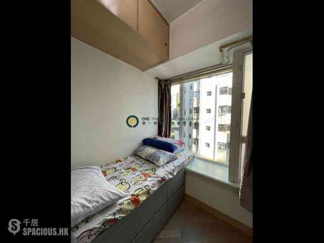 Sai Ying Pun - Reading Place 08
