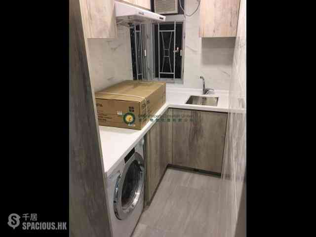 Sai Ying Pun - Sing Fai Building 03