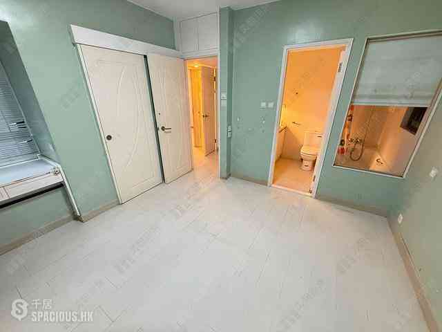 Mid Levels Central - The Grand Panorama Block 3 02