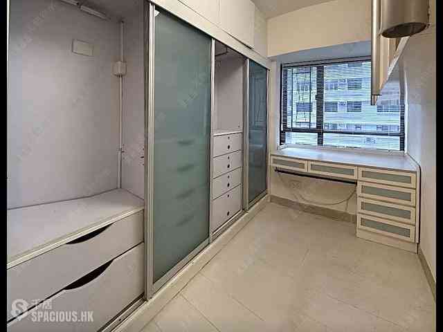 Mid Levels Central - The Grand Panorama Block 3 05