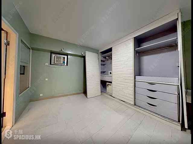 Mid Levels Central - The Grand Panorama Block 3 06