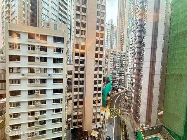 Mid Levels Central - The Grand Panorama Block 3 08