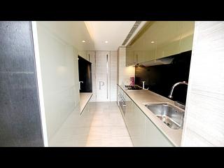 North Point - Fleur Pavilia 10