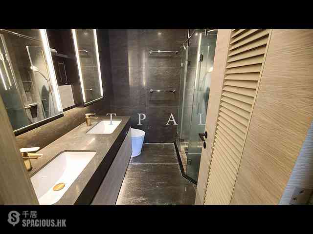 North Point - Fleur Pavilia 06