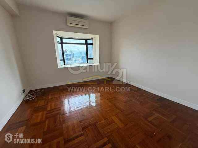 Mid Levels Central - Kennedy Heights 05