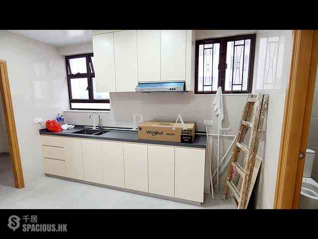 Quarry Bay - Elegance House 06