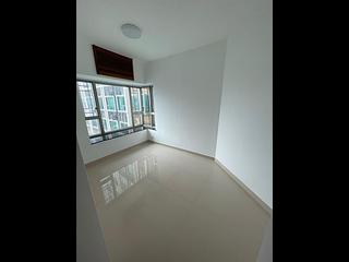 West Kowloon - Sorrento Phase 1 Block 3 02