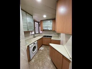 West Kowloon - Sorrento Phase 1 Block 3 03