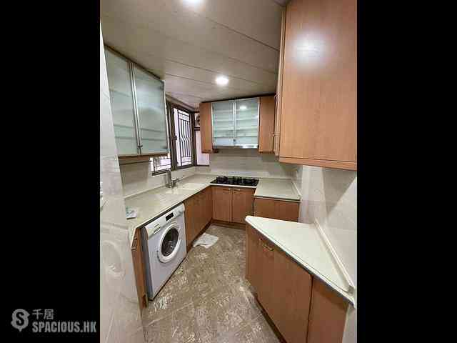 West Kowloon - Sorrento Phase 1 Block 3 03