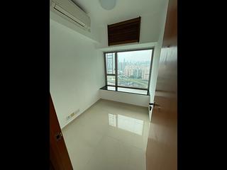 West Kowloon - Sorrento Phase 1 Block 3 04