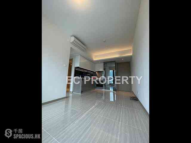 Wong Chuk Hang - The Southside Phase 1 Southland Tower 2A 01