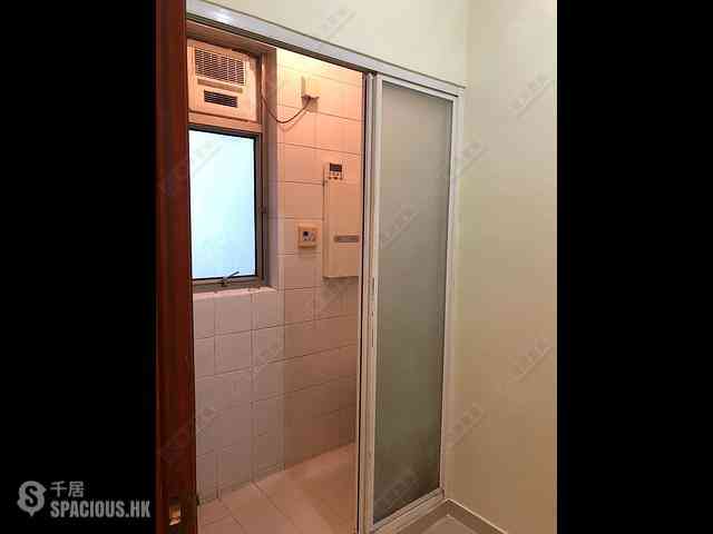 West Kowloon - Sorrento Phase 1 Block 6 03