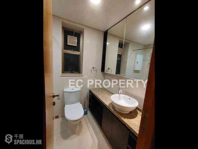 Wan Chai - The Zenith Phase 1 Block 3 06