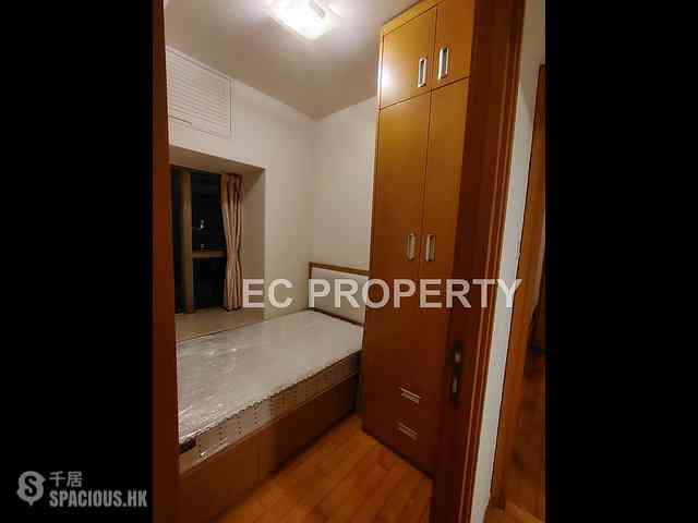 Wan Chai - The Zenith Phase 1 Block 3 04