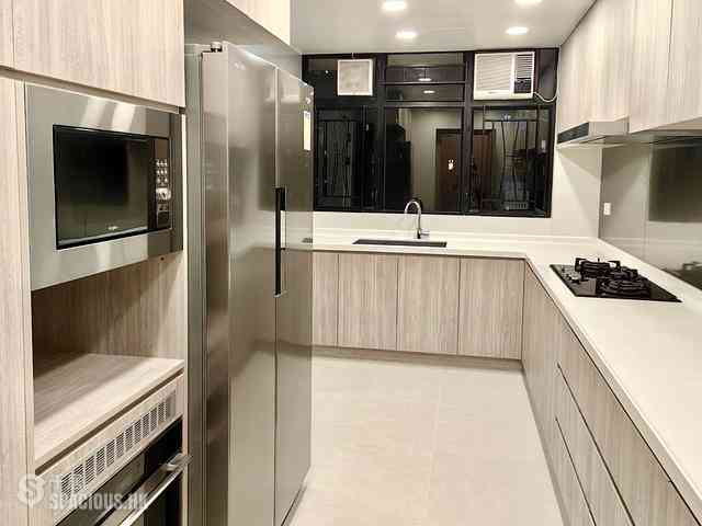 Mid Levels Central - Clovelly Court Block 1 07