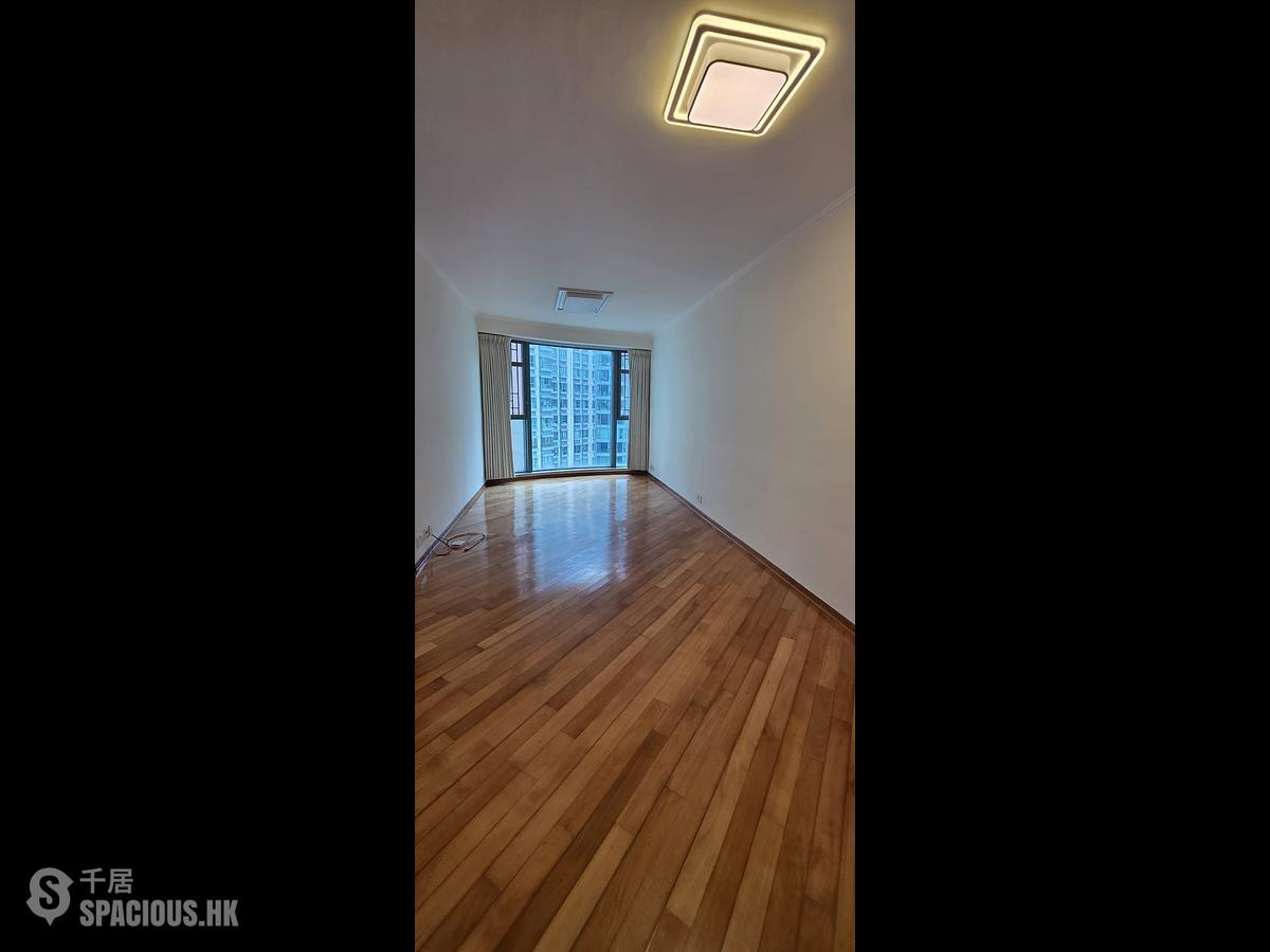 Hung Hom - Laguna Verde Phase 3 Costa Del Sol Block 12A 01
