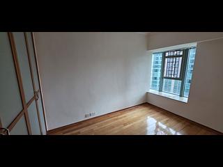 Hung Hom - Laguna Verde Phase 3 Costa Del Sol Block 12A 04