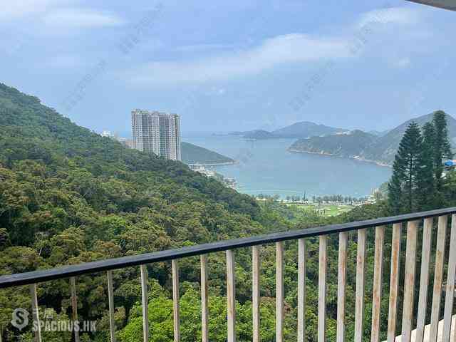 Repulse Bay - Sea Cliff Mansions 02