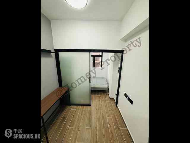 Mong Kok - Yuen Fat Building 02