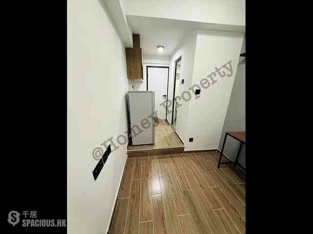 Mong Kok - Yuen Fat Building 04