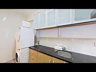 Shau Kei Wan - Pak Ling Mansions 14