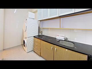Shau Kei Wan - Pak Ling Mansions 21