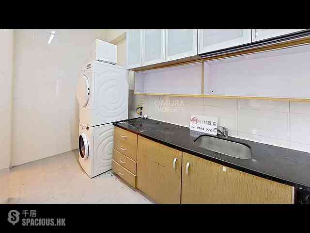 Shau Kei Wan - Pak Ling Mansions 21