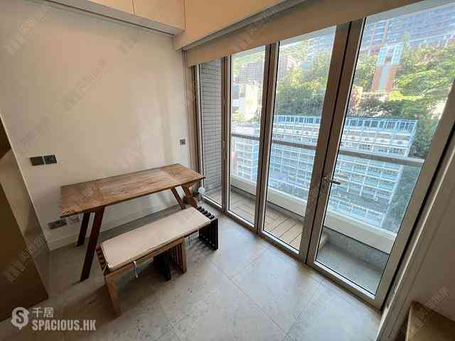 Shek Tong Tsui - Eight South Lane 06