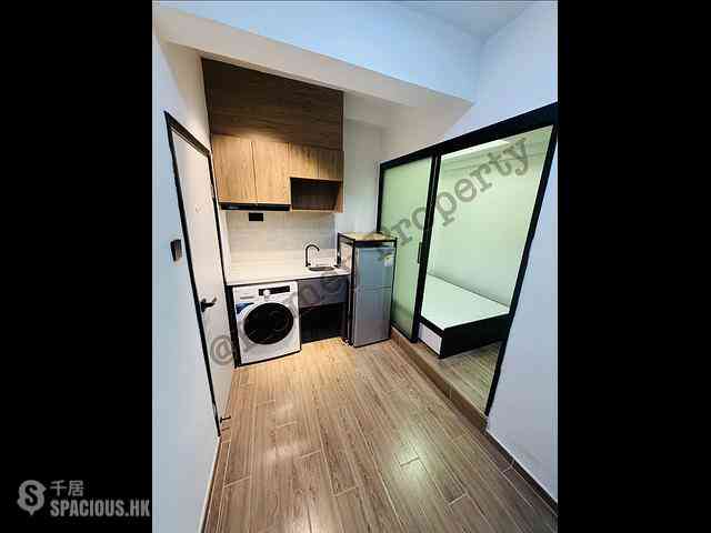 Mong Kok - Yuen Fat Building 03