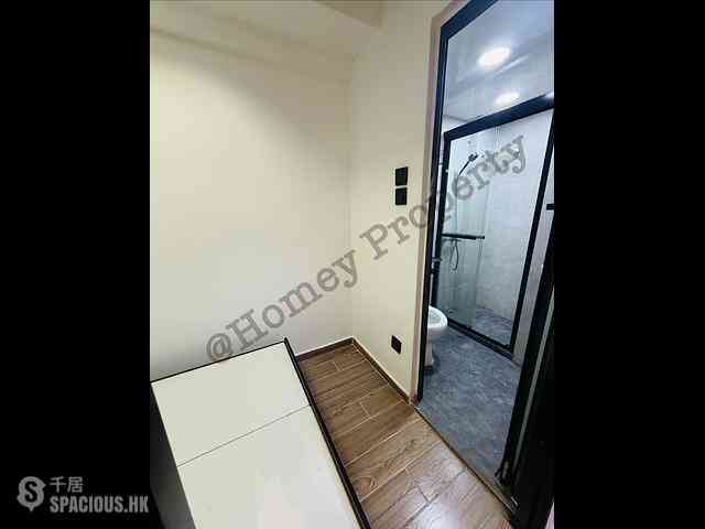 Mong Kok - Yuen Fat Building 08