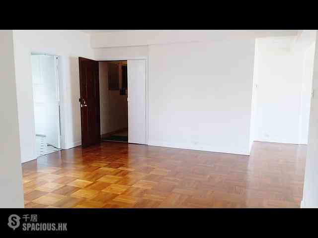 Repulse Bay - Repulse Bay Garden Block 12 02