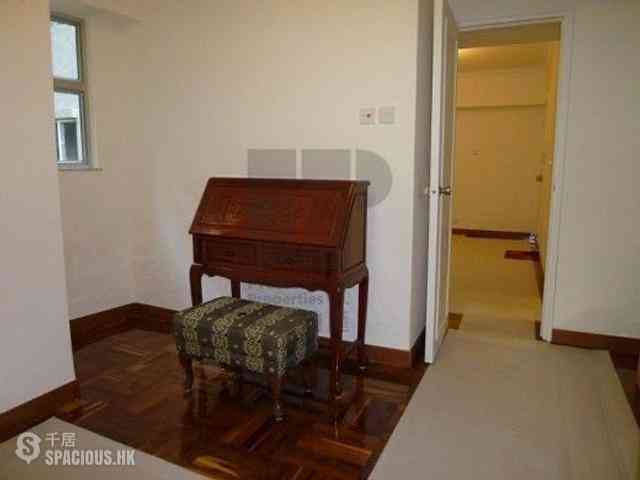 Wan Chai - Manrich Court 10