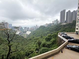 Happy Valley - Jardine's Lookout Garden Mansion Block B 02