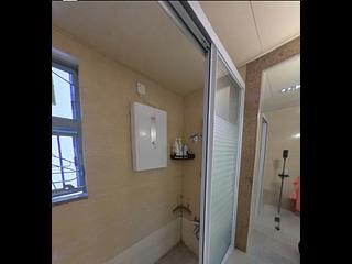Sheung Wan - Queen's Terrace Block 2 04