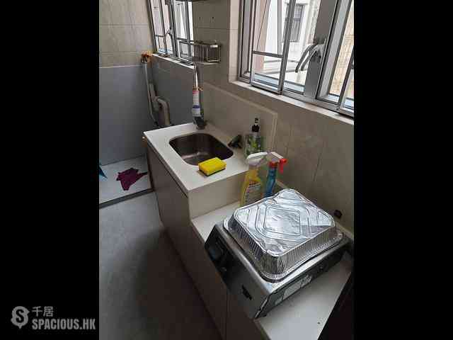 Sai Ying Pun - Rex Building 06