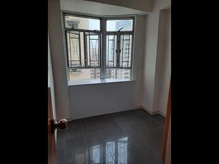 Sai Ying Pun - Yuk Ming Towers Block 2 04